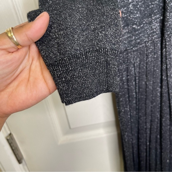 Kate Spade Black Silver Metallic Pleated Crepe Wrap Sweater Dress - Size Medium - Picture 5 of 8
